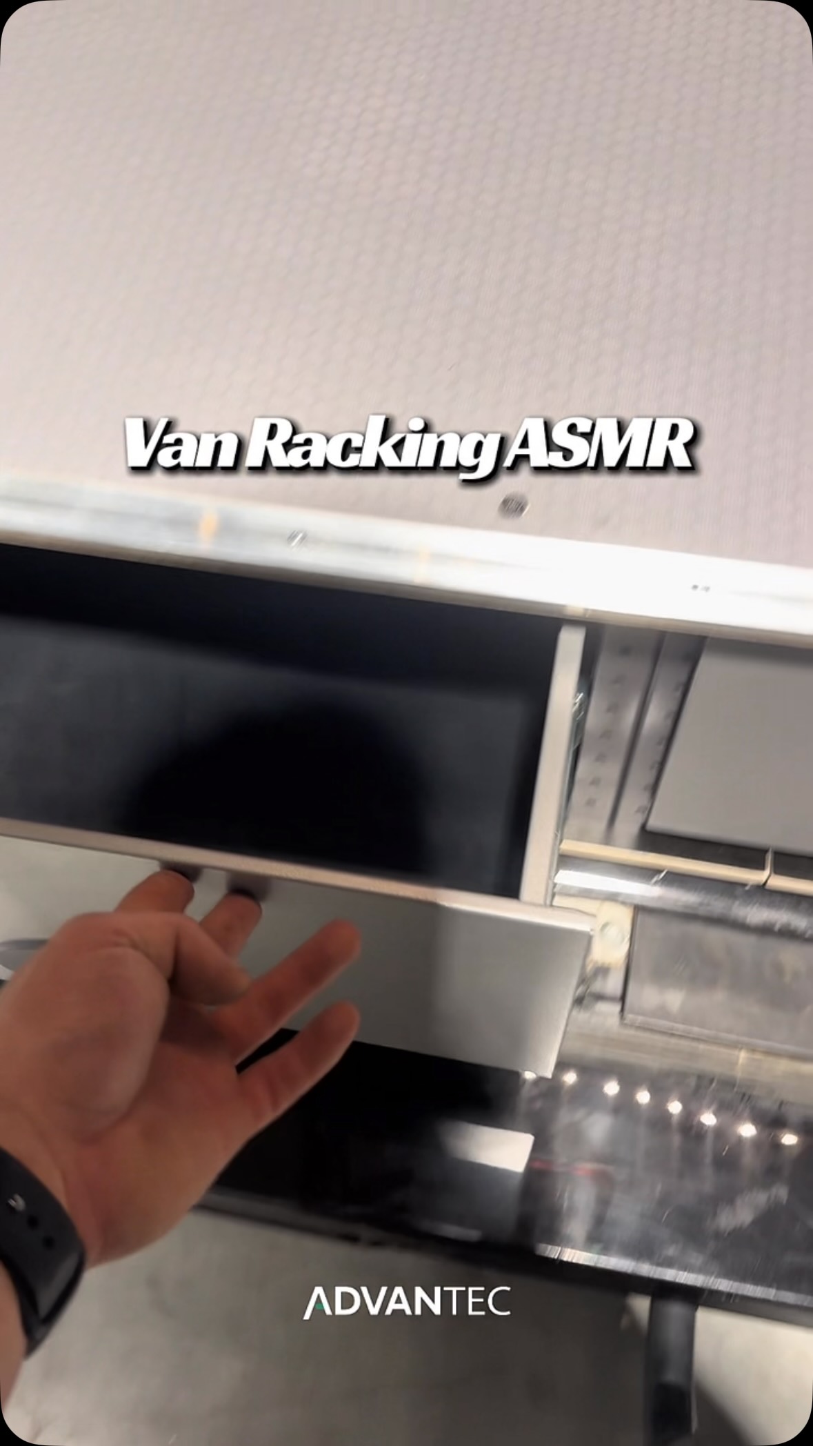 This is what organised sounds like. #Advantec #bedrijfswageninrichting #asmr